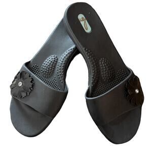 Oka-b Slide Sandals Womens M/L Licorice Black Flat Flower Crystal Accent